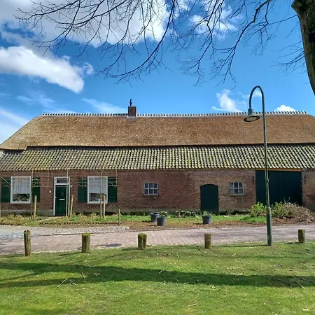 Boerderij Beddengoed 3*